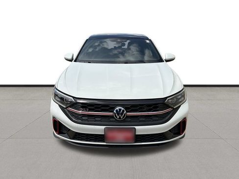 Used 2024 Volkswagen Jetta GLI Autobahn FWD image 2