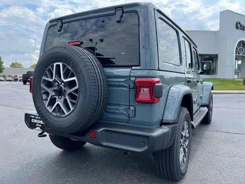 New 2026 Jeep Wrangler Unlimited Sahara AWD/4WD image 49