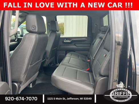 Used 2025 Chevrolet Silverado 2500 LT w/ Safety Package image 21