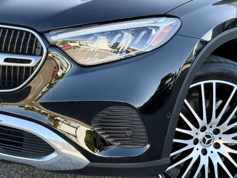 Used 2024 Mercedes-Benz GLC 300 image 3
