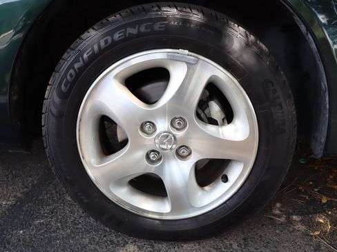 Used 2001 MAZDA Protege FWD image 41