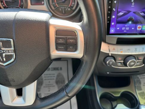Used 2013 Dodge Journey SE image 27