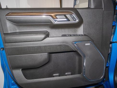 Certified 2023 Chevrolet Silverado 1500 LT Trail Boss w/ Convenience Package II image 10