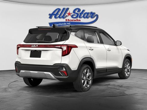 Used 2024 Kia Seltos S FWD image 2