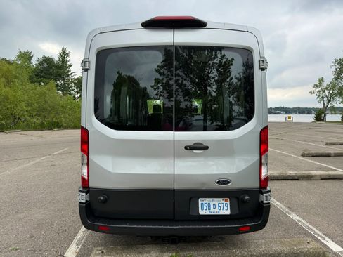 Used 2018 Ford Transit 250 148 Medium Roof RWD image 6