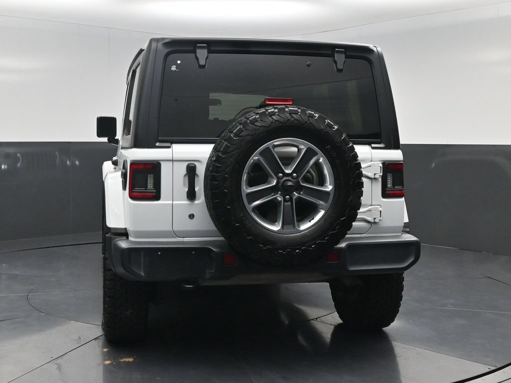 Used 2019 Jeep Wrangler Unlimited Sahara AWD/4WD image 19