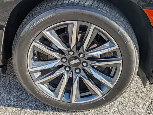 Used 2022 Cadillac Escalade Sport w/ Touring Package image 11