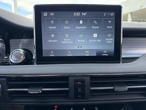 Used 2022 Lincoln Corsair FWD image 24