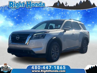 Used 2025 Nissan Pathfinder SV