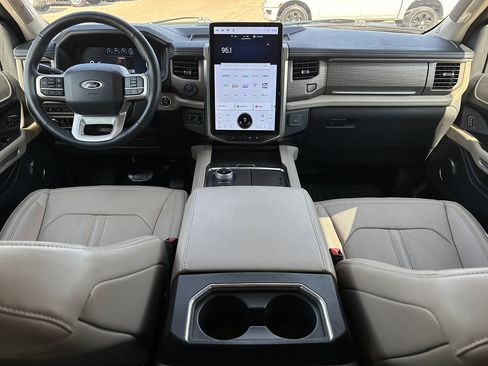 Used 2024 Ford Expedition Limited AWD/4WD image 28