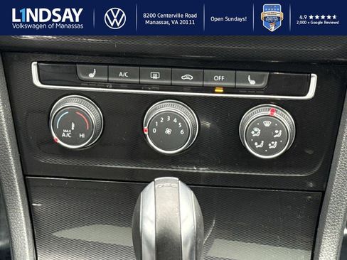 Used 2017 Volkswagen GTI SE image 15