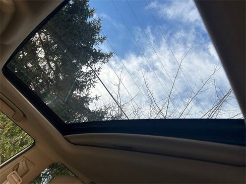 Used 2022 Toyota 4Runner Limited image 19