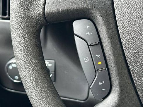 New 2026 Chevrolet Express 2500 w/ Driver Convenience Package RWD image 25