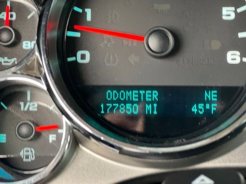 Used 2012 Chevrolet Silverado 1500 LT image 19