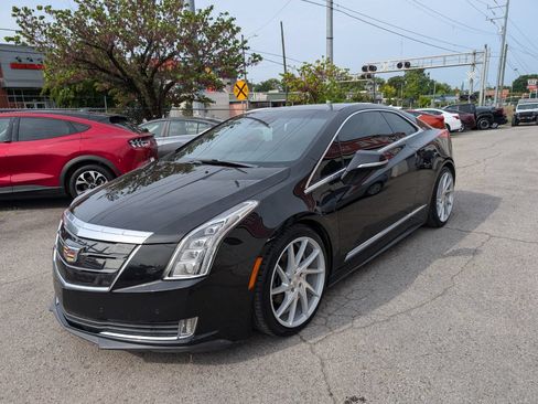 Used 2016 Cadillac ELR FWD image 3