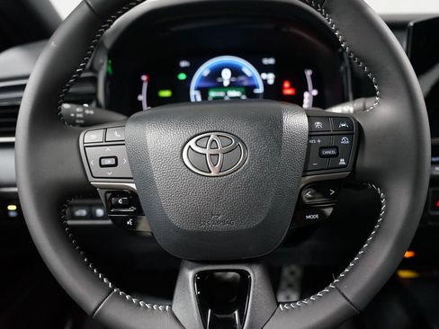 New 2026 Toyota Camry SE FWD image 12