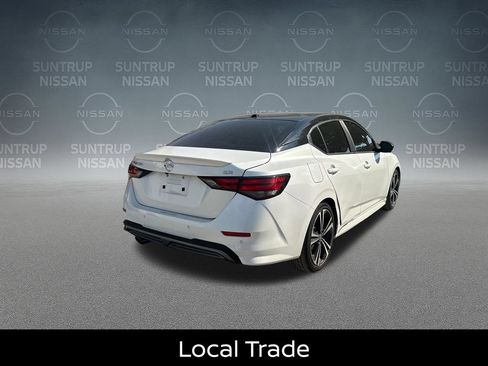 Certified 2022 Nissan Sentra SR w/ SR Premium Package FWD image 7