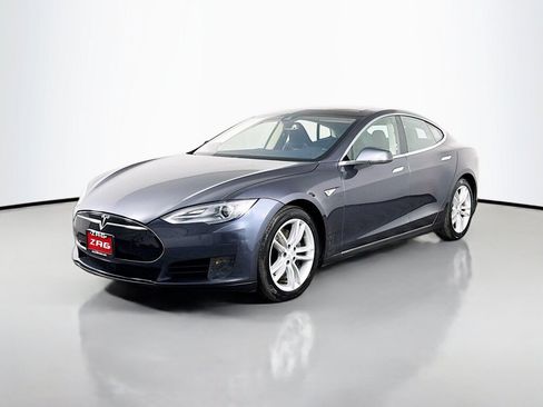 Used 2015 Tesla Model S 70D AWD/4WD image 1