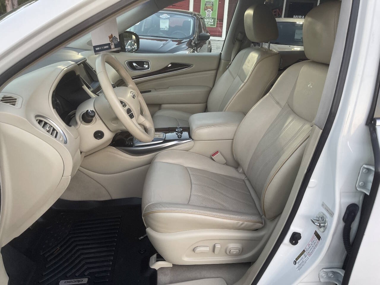 Used 2013 INFINITI JX35 AWD w/ Premium Pkg image 12