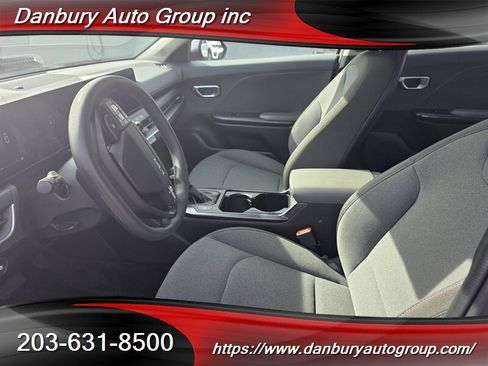 Used 2025 Kia K4 FWD image 12