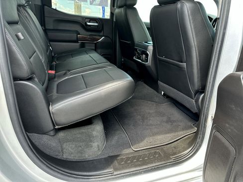 Used 2020 GMC Sierra 1500 SLT w/ SLT Premium Package image 16