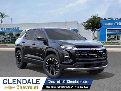 New 2026 Chevrolet Equinox LT w/ Convenience Package II FWD image 7