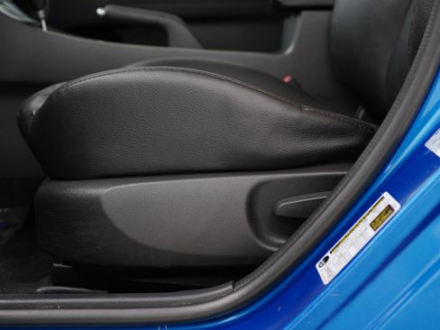 Used 2012 MAZDA MAZDA3 i Grand Touring w/ Tech Pkg FWD image 21