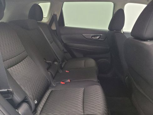 Used 2020 Nissan Rogue SV FWD image 19