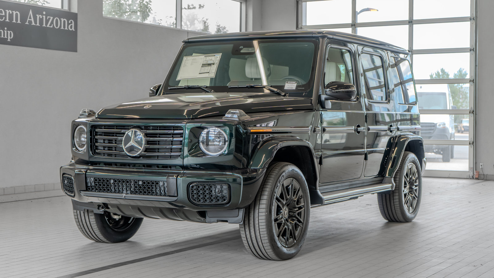 New 2027 Mercedes-Benz G 580 e image 24