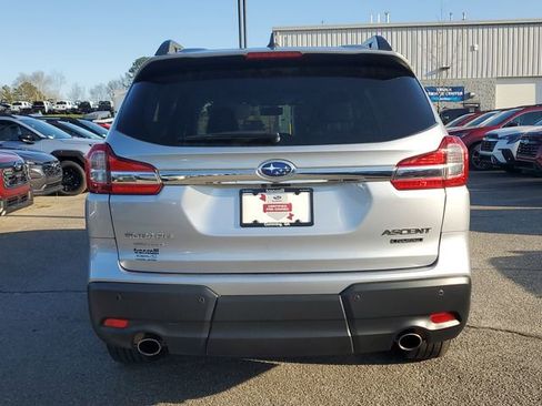 Used 2022 Subaru Ascent Touring image 5
