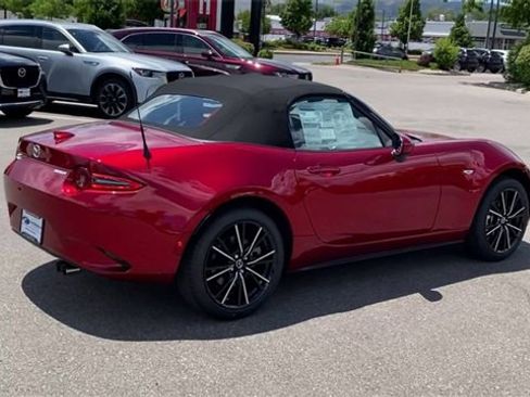 New 2025 MAZDA MX-5 Miata Grand Touring image 2