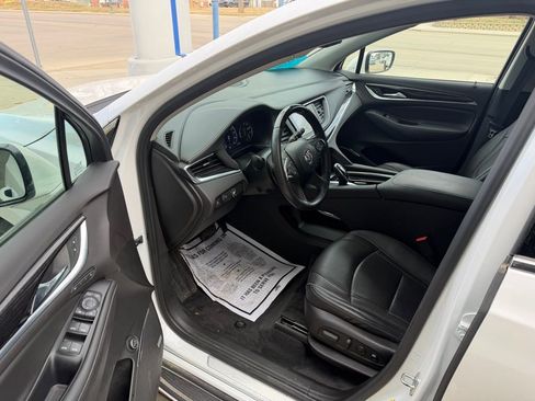 Used 2021 Buick Enclave Avenir w/ Avenir Technology Package image 14