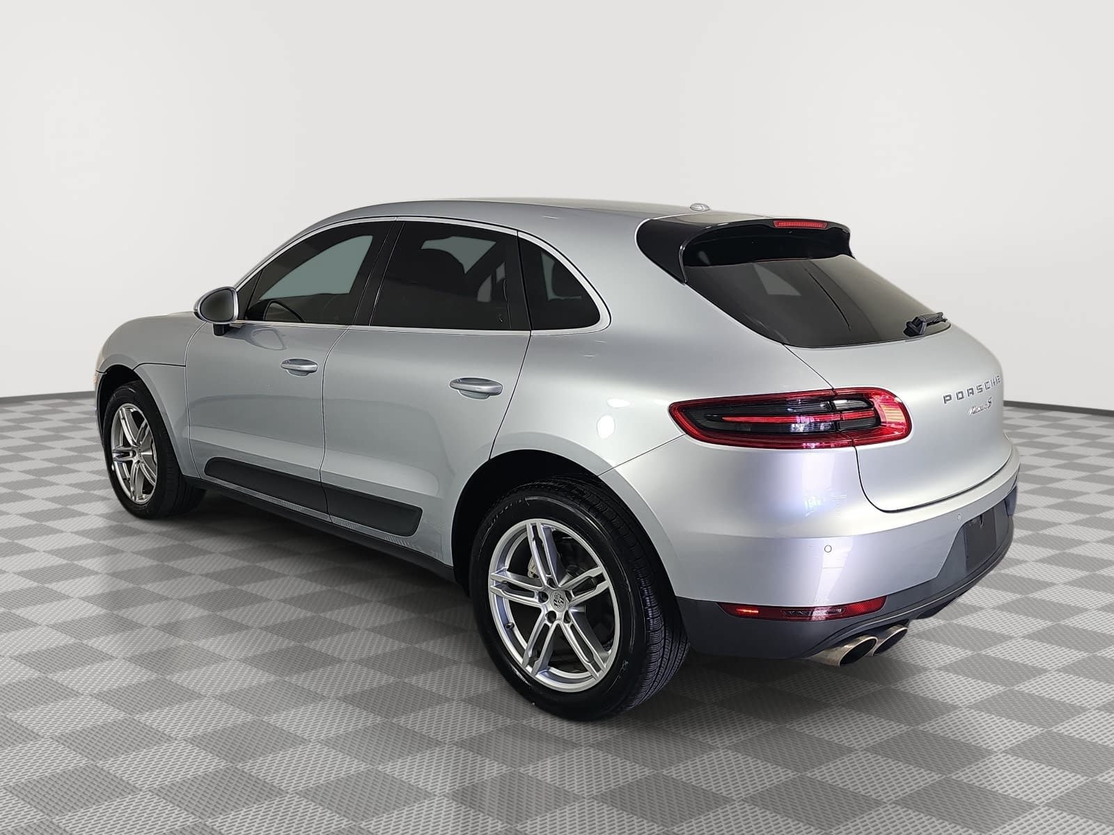 Used 2017 Porsche Macan S AWD/4WD image 6