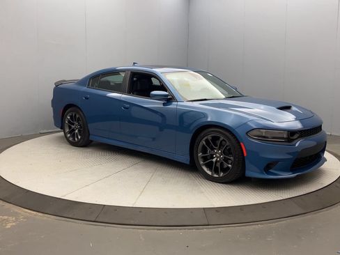 Used 2022 Dodge Charger Scat Pack w/ Plus Group RWD image 7