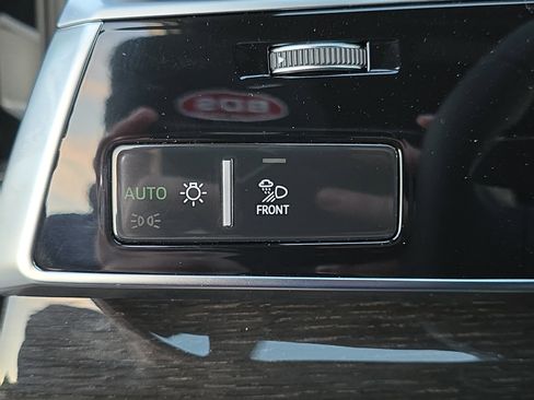 New 2026 Audi Q7 3.0T Premium Plus AWD/4WD image 29