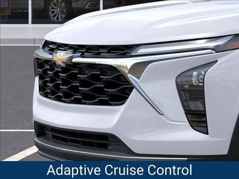 New 2026 Chevrolet Trax LT w/ Driver Confidence Package image 15