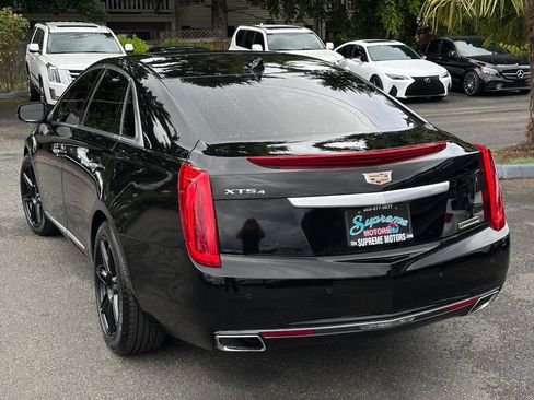 Used 2016 Cadillac XTS Luxury w/ Driver Awareness Package AWD/4WD image 8