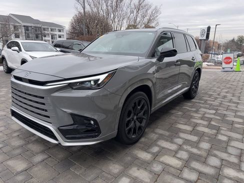 Certified 2026 Lexus TX 500h AWD w/ Technology Package image 30