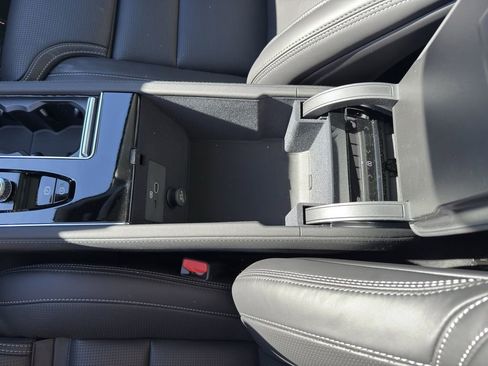 New 2026 Volvo XC90 B6 Ultra image 24