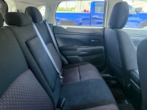 Used 2018 Mitsubishi Outlander Sport LE AWD/4WD image 8