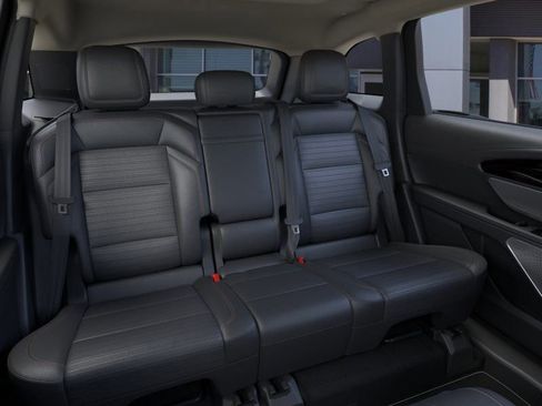 New 2026 Lincoln Nautilus Reserve image 40