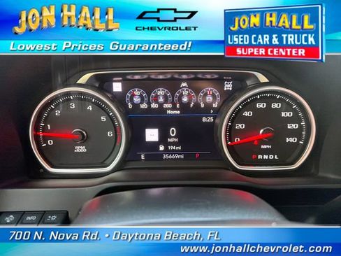 Used 2022 Chevrolet Silverado 1500 High Country w/ Technology Package AWD/4WD image 25