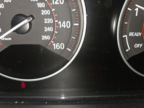 Used 2017 BMW 330i xDrive Sedan image 12