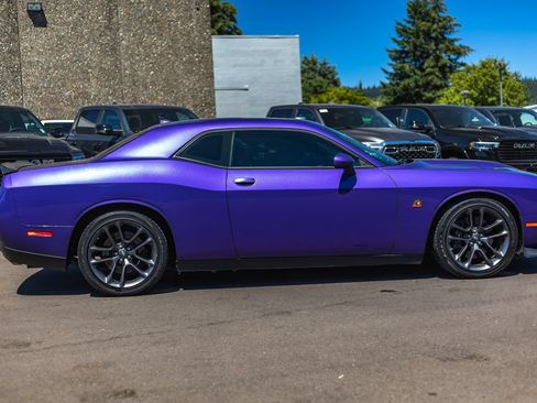 Used 2023 Dodge Challenger R/T Scat Pack RWD image 7