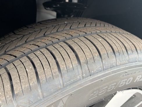 New 2026 Volkswagen Atlas Cross Sport SE image 8