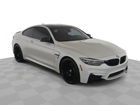 Used 2018 BMW M4 Coupe RWD image 1