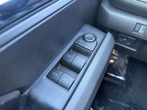 Used 2023 Chevrolet Colorado LT image 24