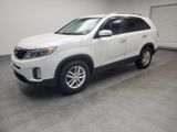 Used 2015 Kia Sorento LX image 2