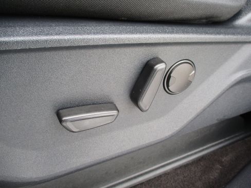 Used 2022 Ford F150 XLT w/ Equipment Group 302A High image 40