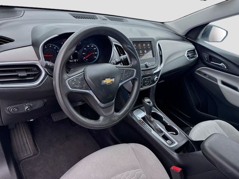 Used 2019 Chevrolet Equinox LS FWD image 7